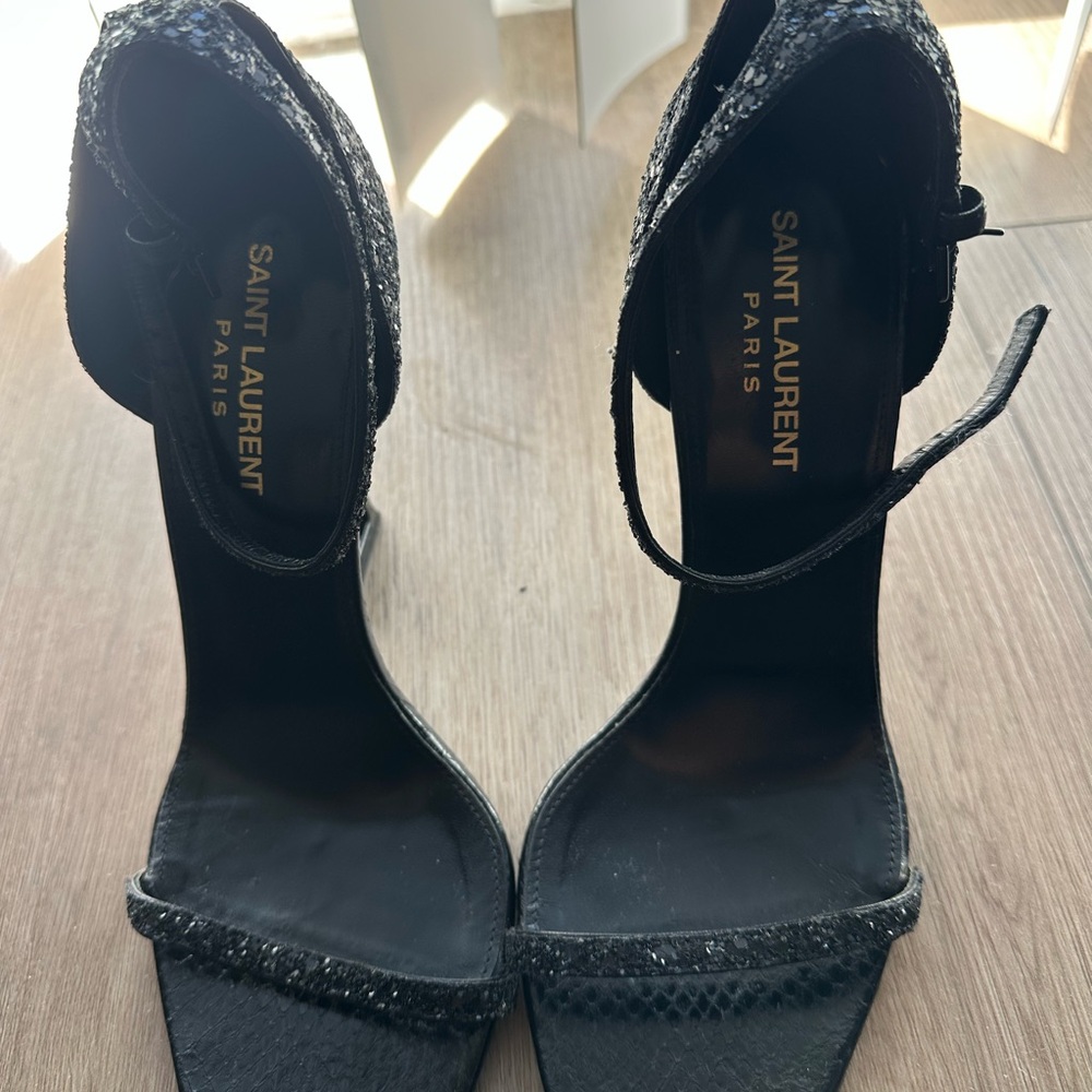 38 1/2 YSL heel. Sparkly black! Pre-owned - Picture 8 of 10